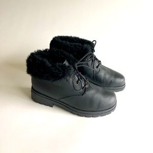 Sorel Black Waterproof Leather Faux Fur Combat Boots size 7